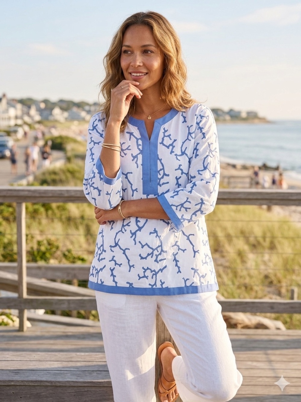 CJ Laing Blue White Embroidered Coral Print Tunic Top L Ocean Coastal Preppy